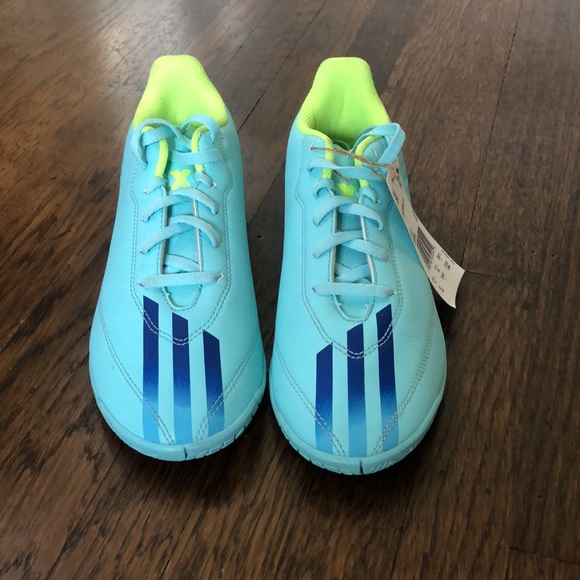 NWT Kids Adidas SpeedPortal .4 indoor soccer shoes - Picture 2 of 4